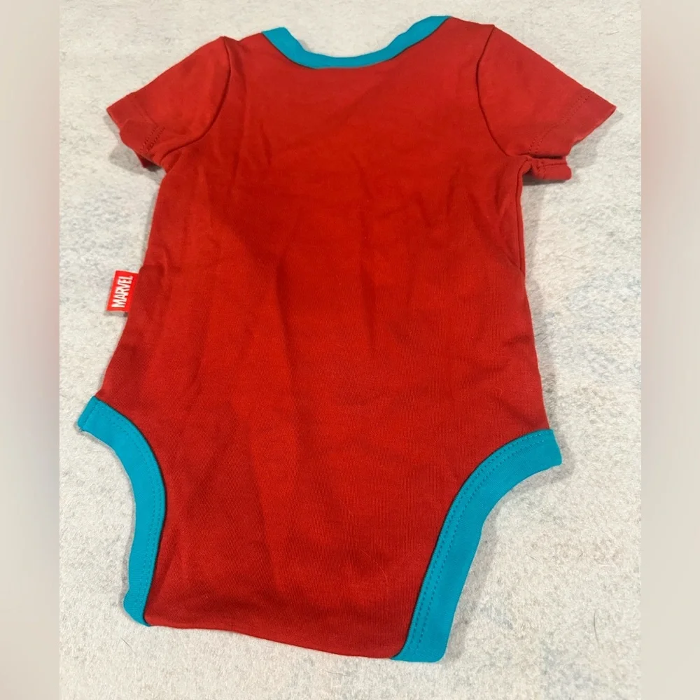 Marvel‎ Holiday Onesie - EUC